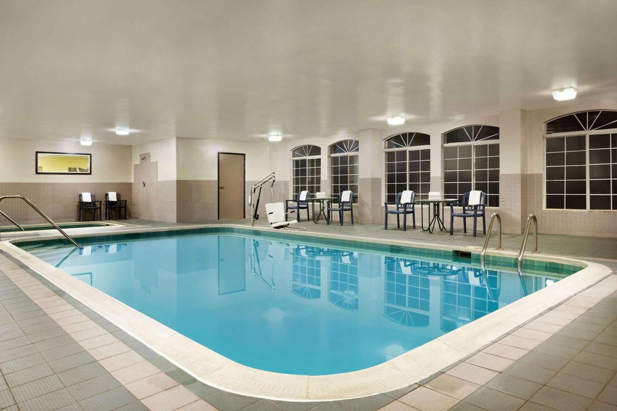 Country Inn & Suites By Radisson, Lexington, Va Exteriér fotografie