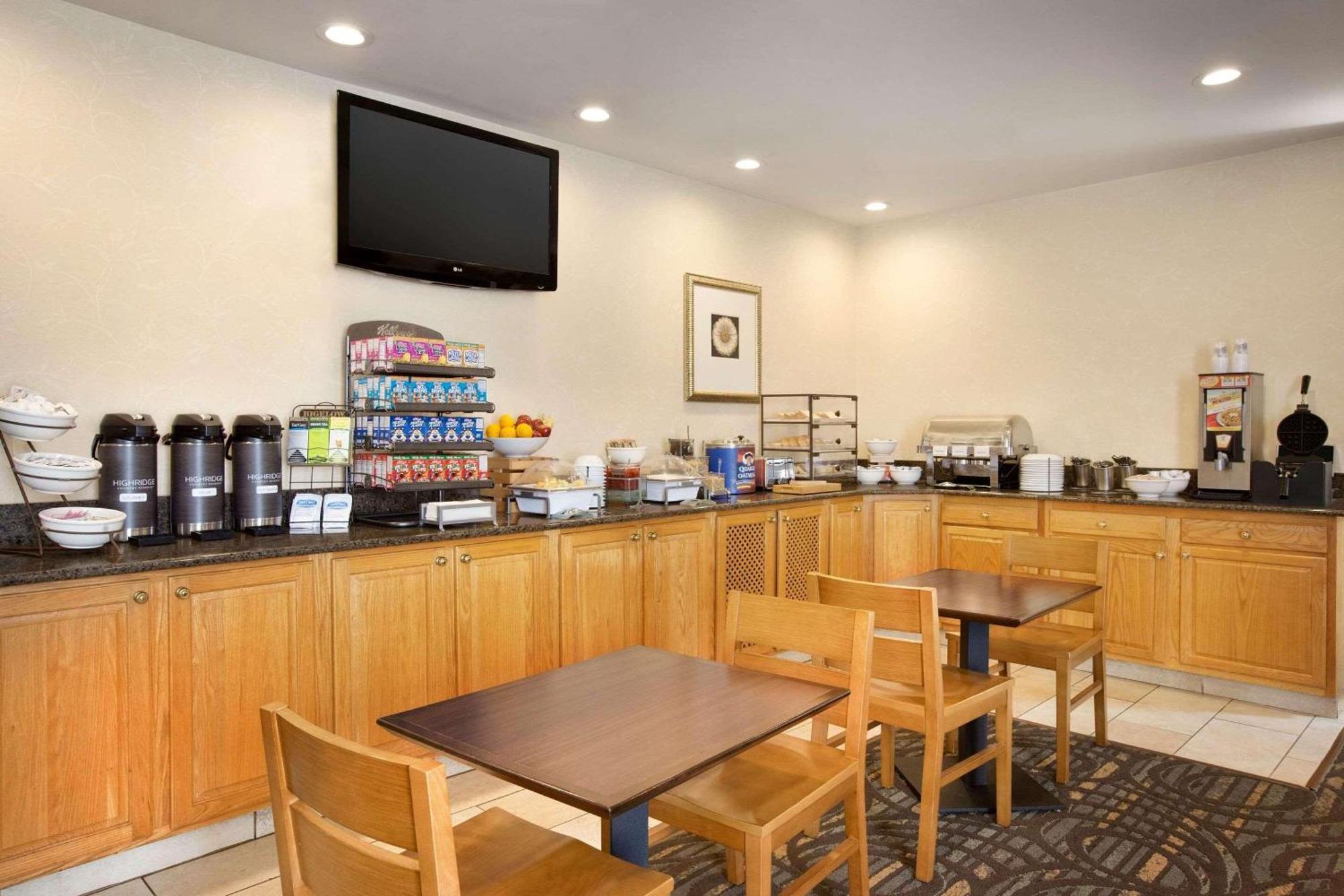Country Inn & Suites By Radisson, Lexington, Va Exteriér fotografie