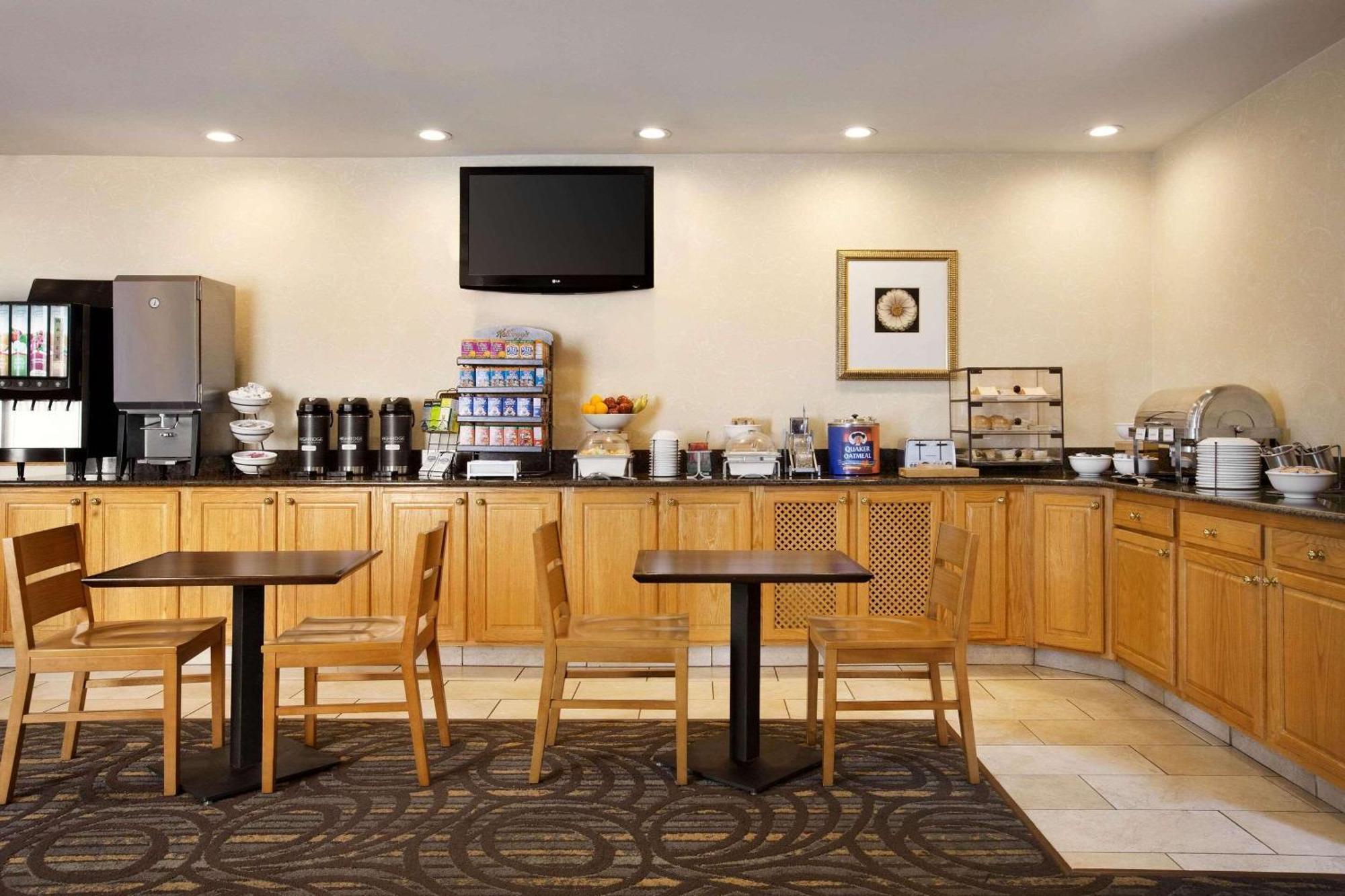 Country Inn & Suites By Radisson, Lexington, Va Exteriér fotografie